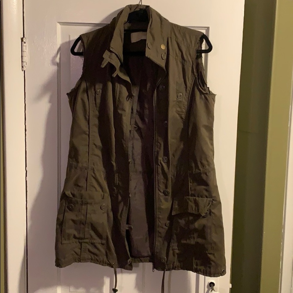 Hiking vest